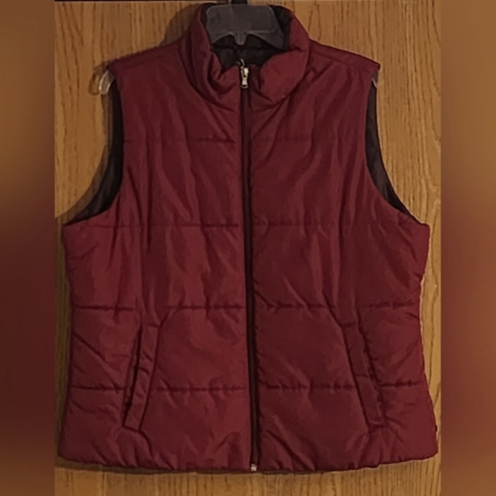 Made For Life Women's Puffer Vest Full Zip Pockets Plum/Purple Color Sz XL